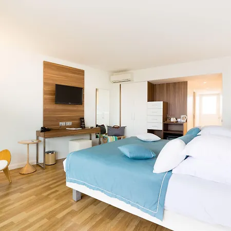 Helios Otel 4*