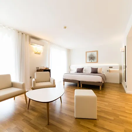 Helios Otel Juan-les-Pins