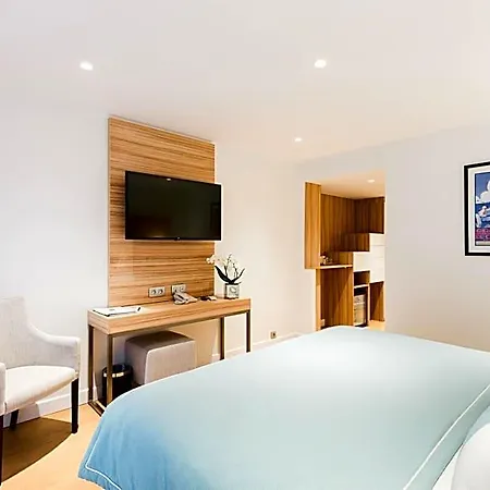 Helios Otel Juan-les-Pins