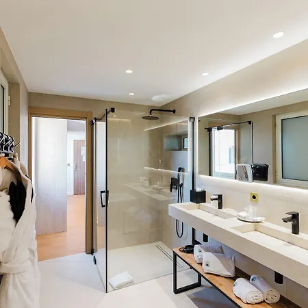 Helios Otel 4*