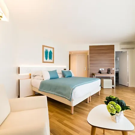 Helios Otel Juan-les-Pins
