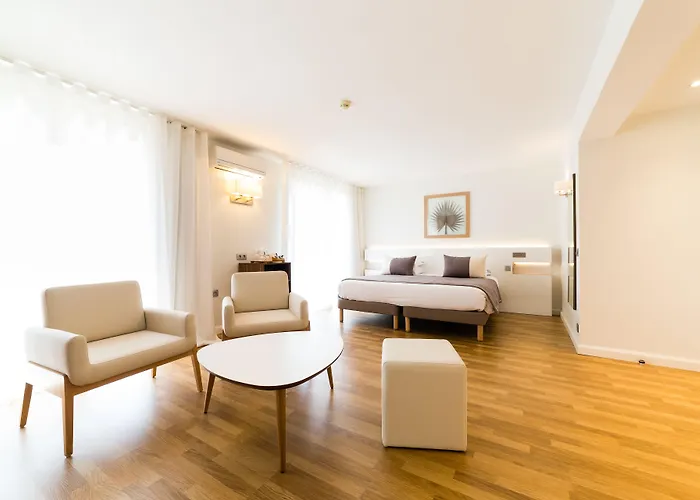 Helios Hotel Juan-les-Pins